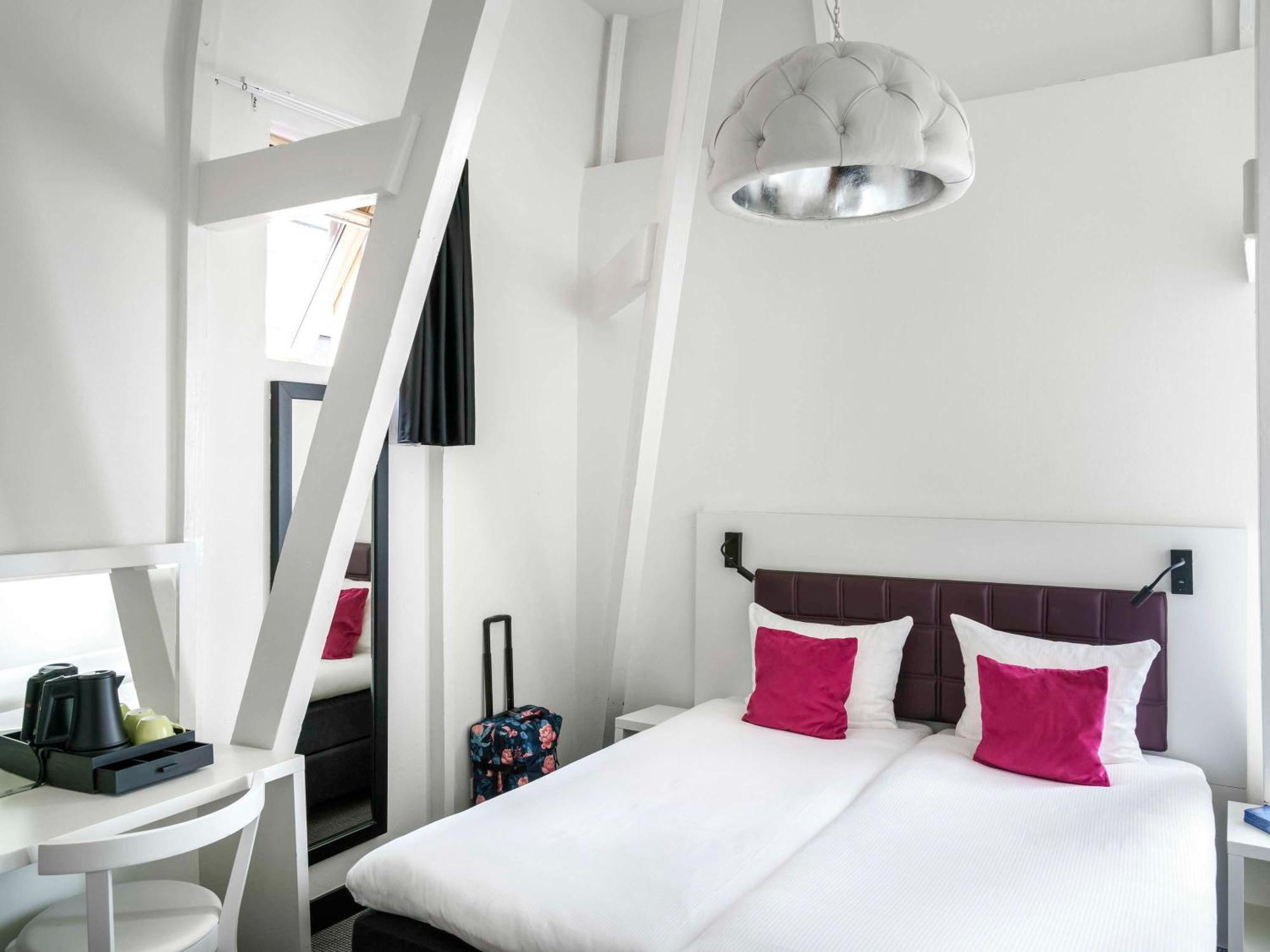 Отель Ibis Styles Amsterdam Amstel Экстерьер фото