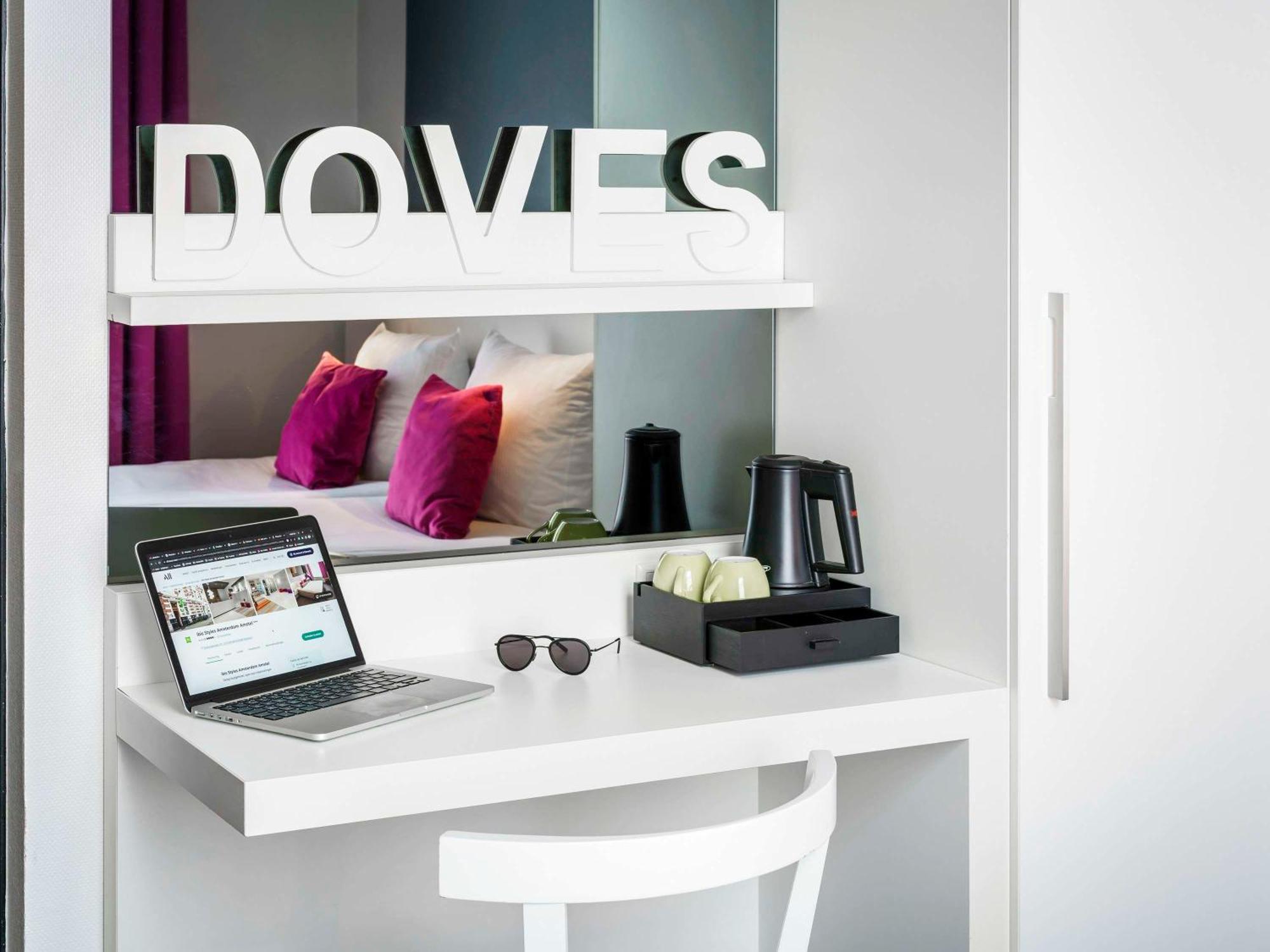 Отель Ibis Styles Amsterdam Amstel Экстерьер фото